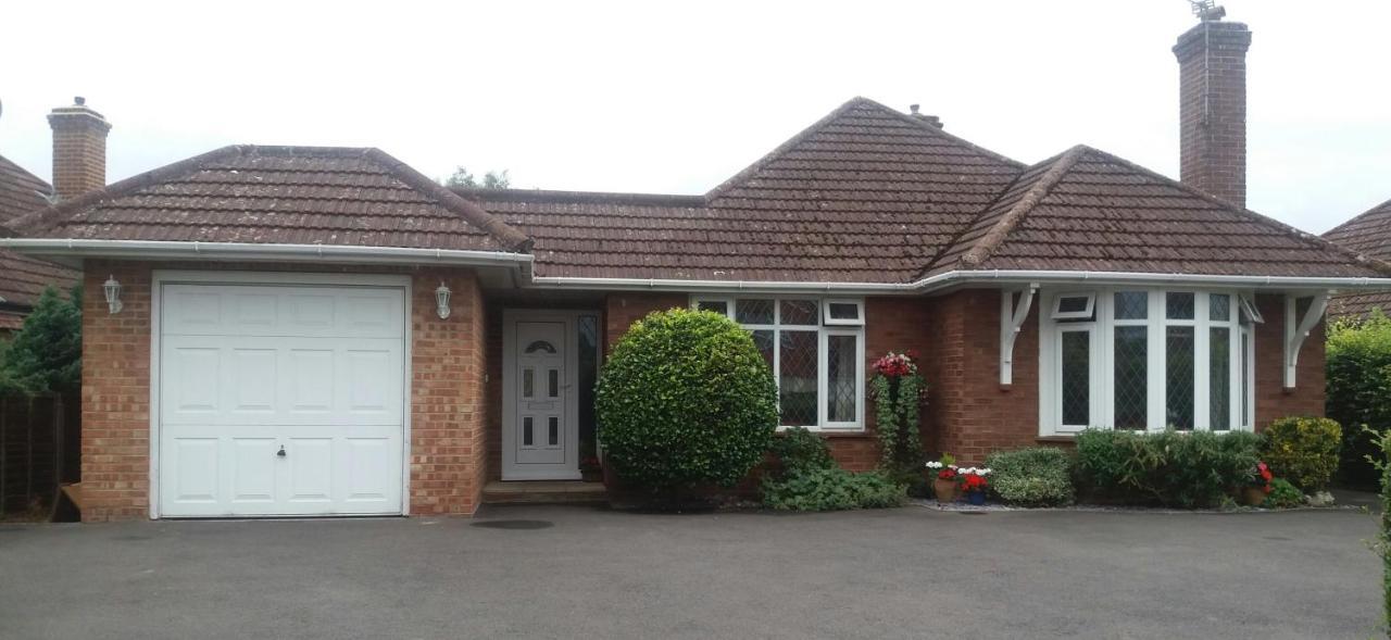 Crescent Cottage B&B Petersfield Dış mekan fotoğraf